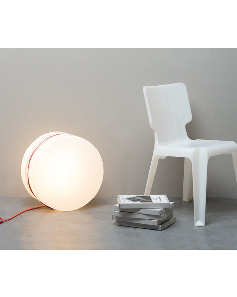 yoyo-floor-lamp-illuminated-table