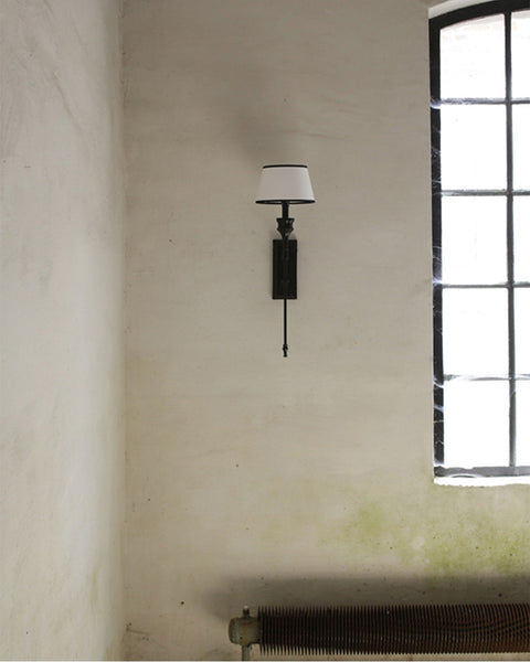 flambeau-wall-light