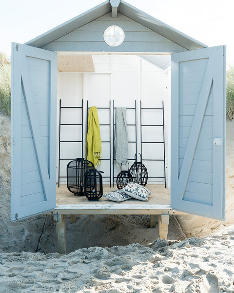 zen-metal-ladder-towel-holder