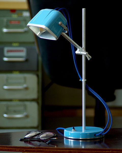 mob-desk-lamp