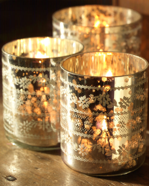 sparkling-silver-tea-light-holder