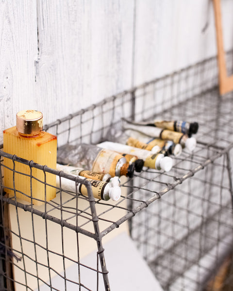 metal-mesh-locker-room-storage-shelf