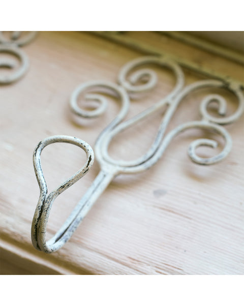 decorative-rustic-wire-coat-hooks