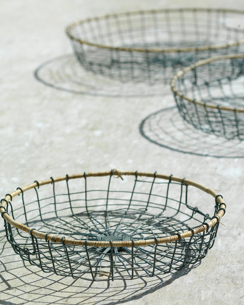 bahima-wire-wicker-tray